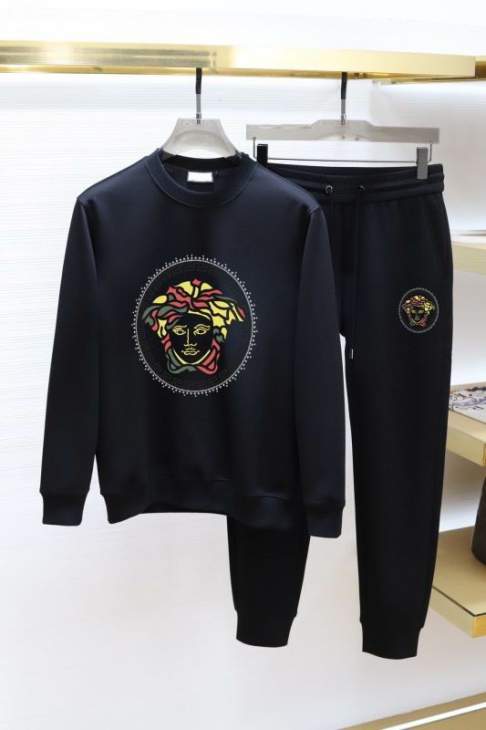 Picture of Versace Sweater Suits _SKUVersaceM-5XLkdtr30743079